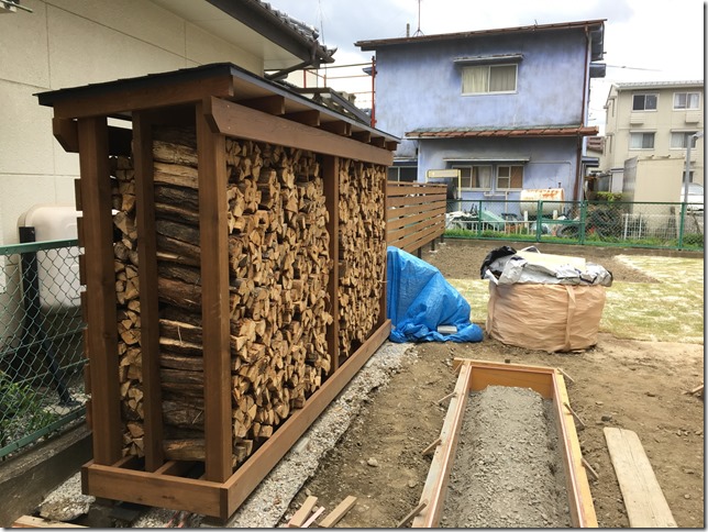 薪小屋　木製　松本　英設計