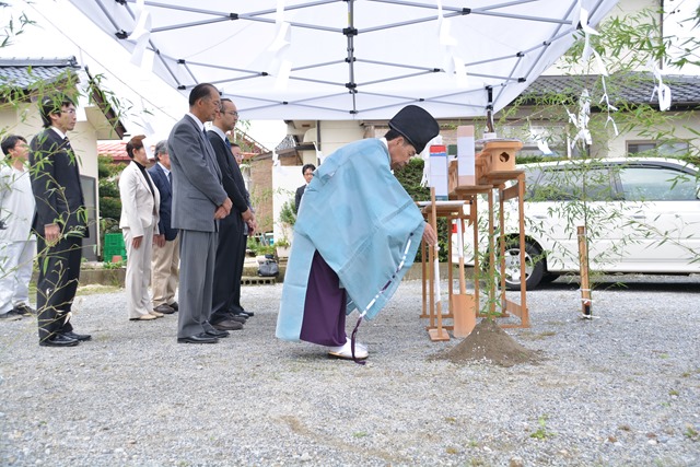 英設計　地鎮祭