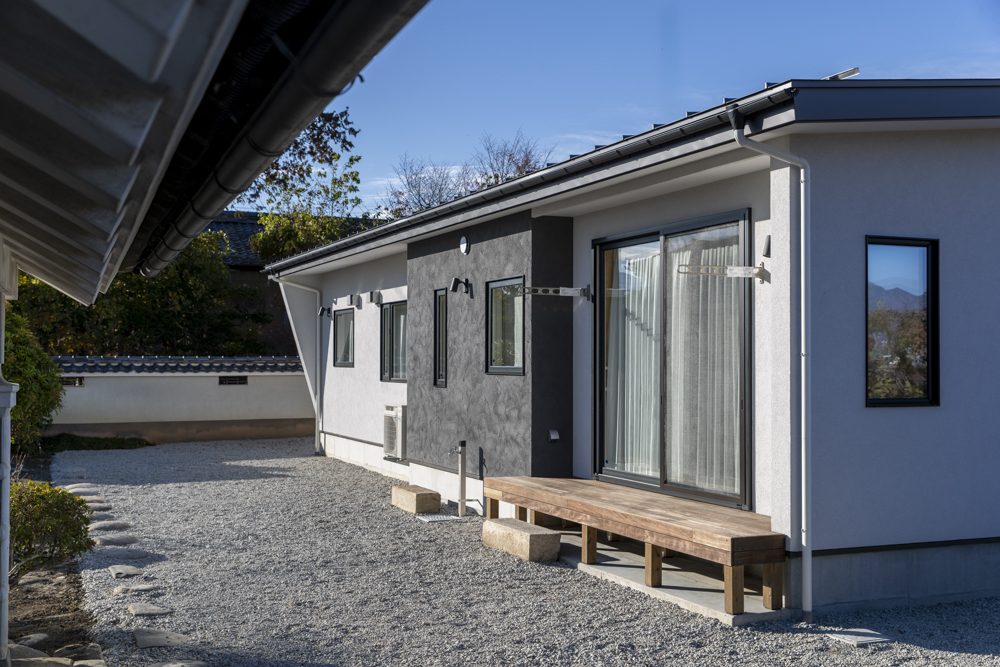 動きやすい動線と家族の集まる暖かい陽ざしのあたる平屋