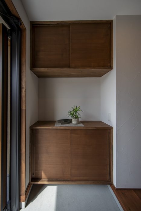 焙煎コーヒーの香る家事がはかどり、猫と暮らすくつろぎの平屋