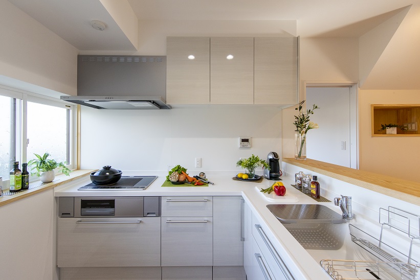 ネコと遊び心と暮らす　大改造リフォームの住まい