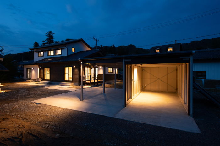 畳を大切にした「和」の佇まい　高耐震+免震の住まい