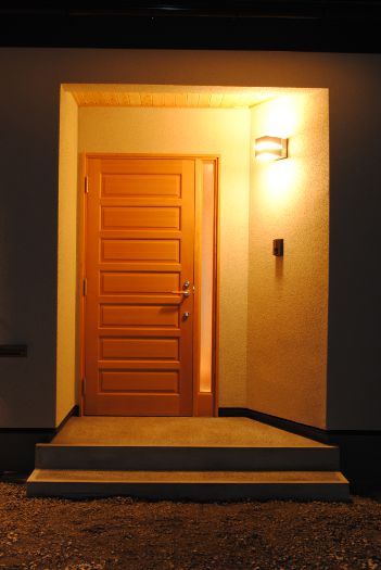 庭を活かして建替た暖かい平屋の住まい